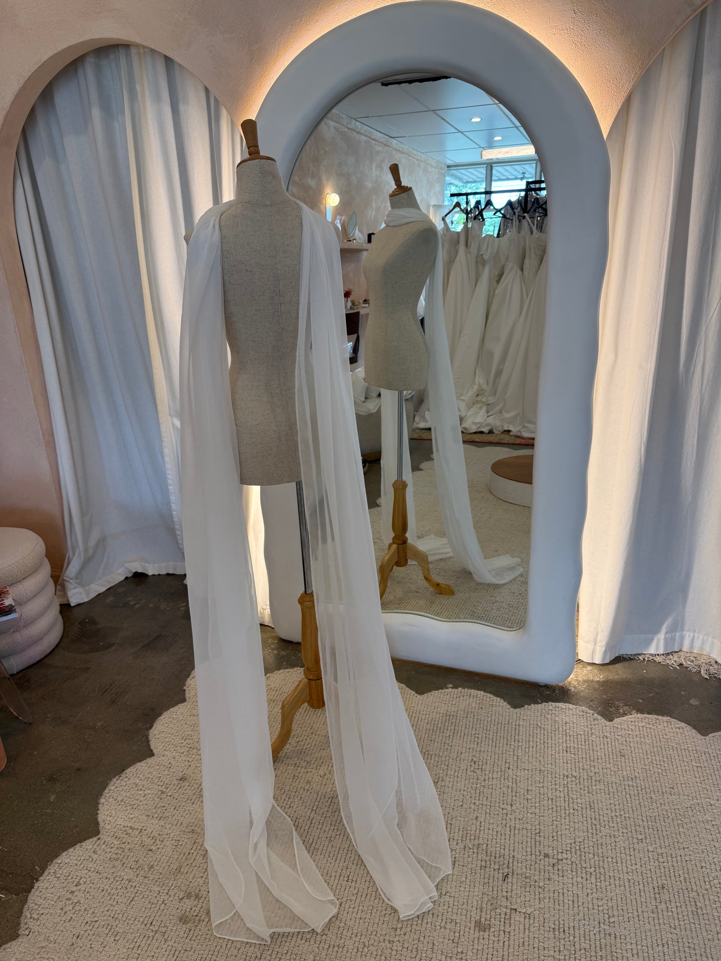Chiffon Neck Scarf Ivory & Beige